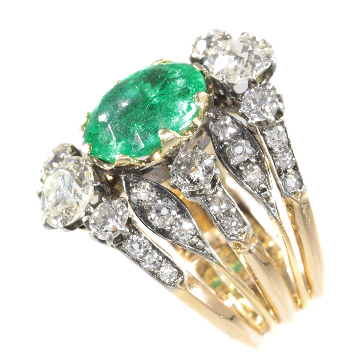 Victorian antique ring with diamonds and emerald (image 5 of 20)